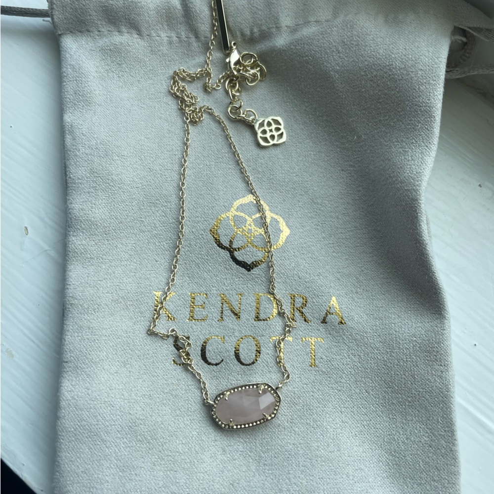 Rose quartz Elisa Kendra Scott necklace